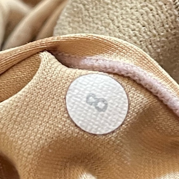 Lululemon 8 Power Y Tank Wee Micro Stripe Gray Active Top Shelf Bra Racer Back - Picture 8 of 8